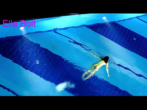 ❤️ Non posso smettere di guardare, giovane bionda catturata nuotare nuda nella piscina del resort ELLA BOLT ️❌ Porno fbal it.sexvideosex.top ❌️