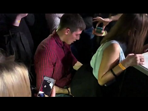 ❤️ Sesso reale in un nightclub russo. Ragazza russa di 18 anni nell'ano e nella vagina scopata in un nightclub ️❌ Porno fbal it.sexvideosex.top ❌️